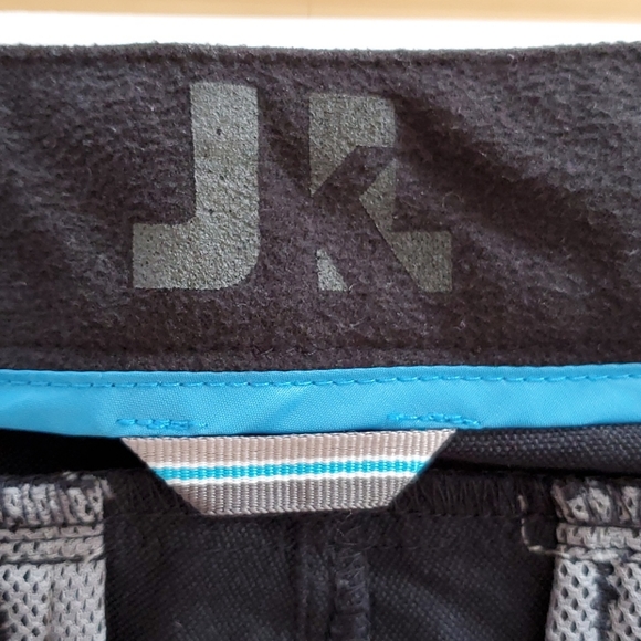 Just keep livin  shorts - Picture 2 of 3